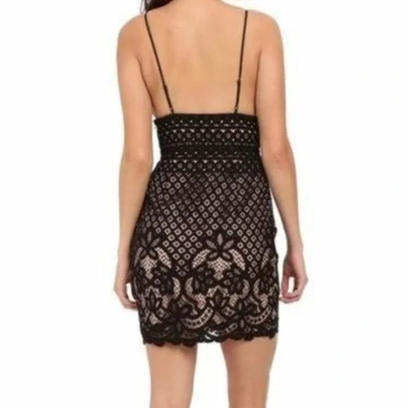 Saylor Fringe Embroidery Black Lace Dress Size M - Picture 2 of 11